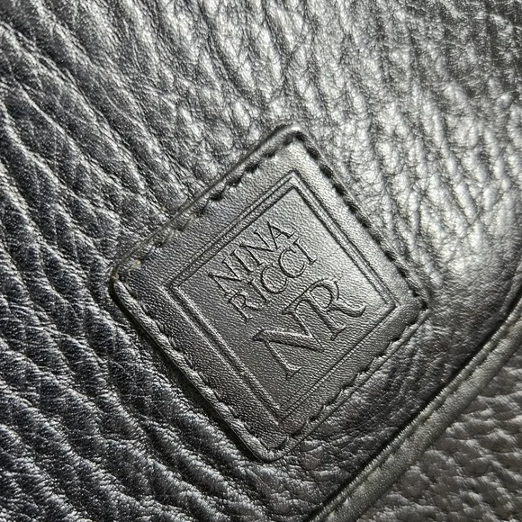 Nina Ricci Leather Envelope Clutch - Picture 11 of 12